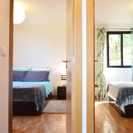 Apartment Casa Calhau Da Lapa, A Home In Madeira