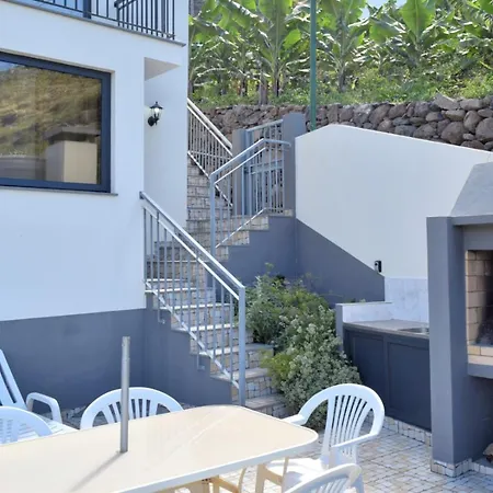 Apartment Casa Calhau Da Lapa, A Home In Madeira *